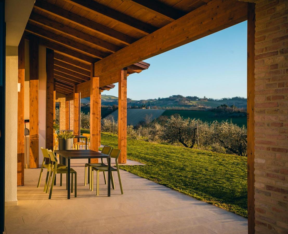 Montelabbate La Maggiolina Country House מראה חיצוני תמונה
