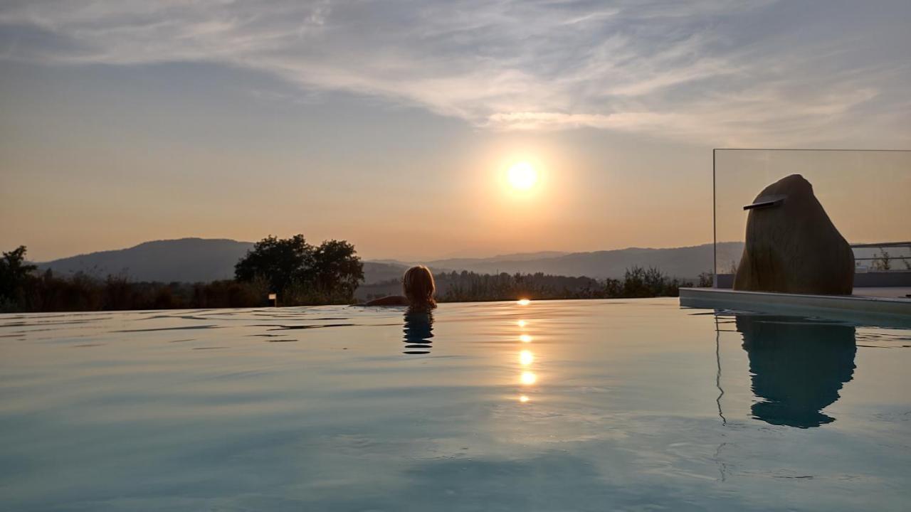 Montelabbate La Maggiolina Country House מראה חיצוני תמונה