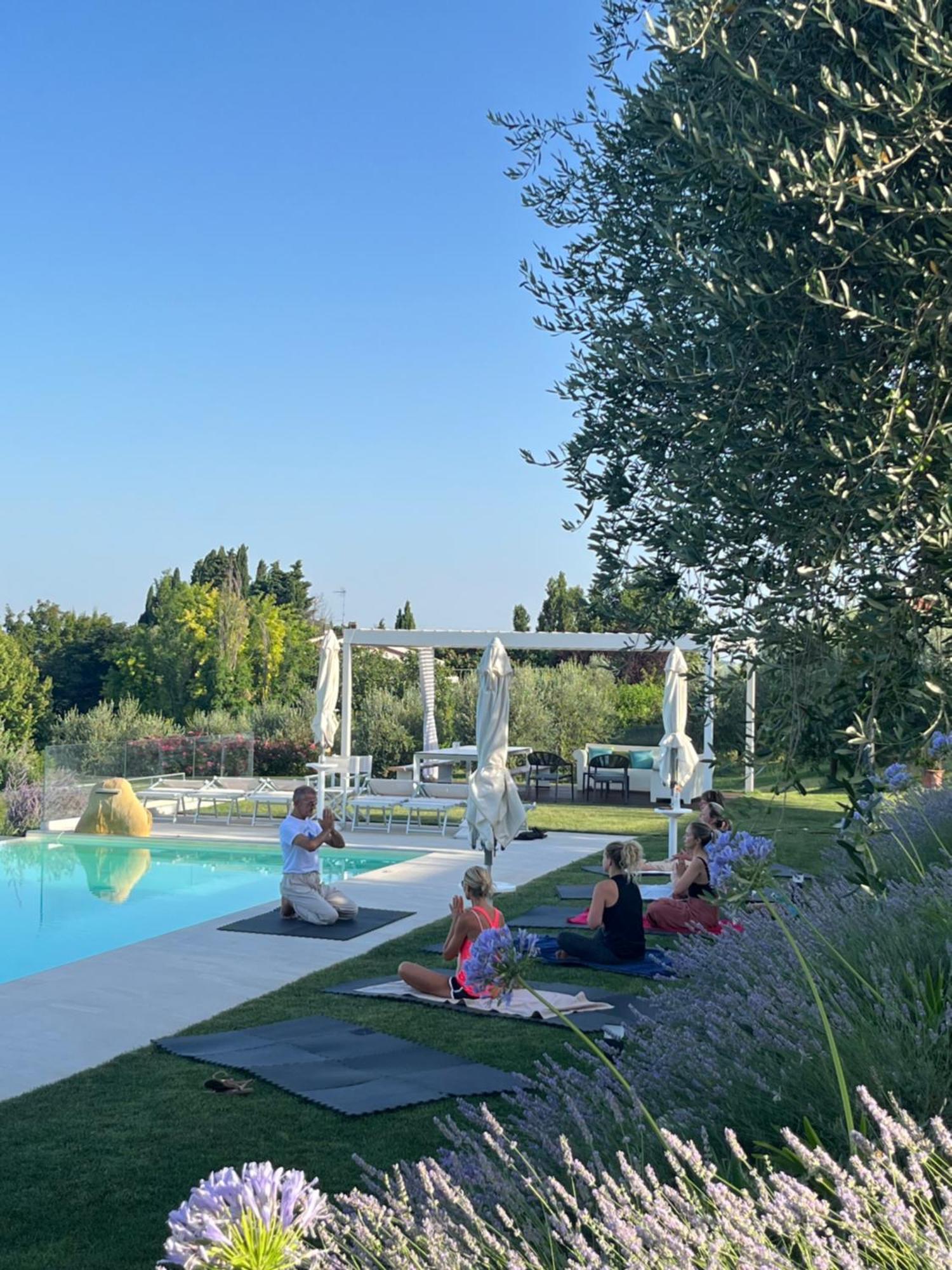 Montelabbate La Maggiolina Country House מראה חיצוני תמונה
