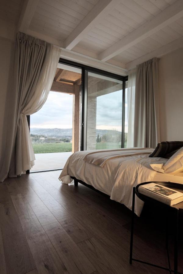 Montelabbate La Maggiolina Country House מראה חיצוני תמונה