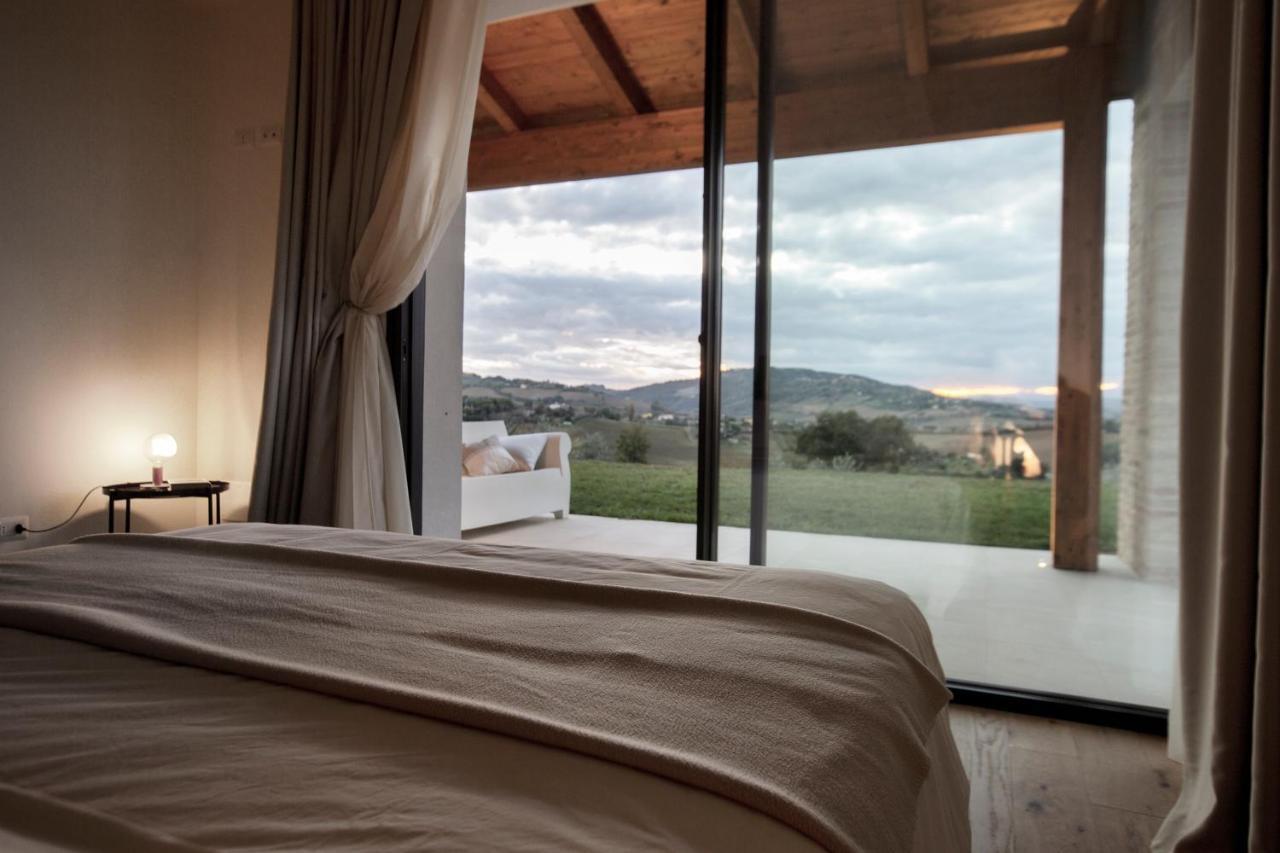 Montelabbate La Maggiolina Country House מראה חיצוני תמונה