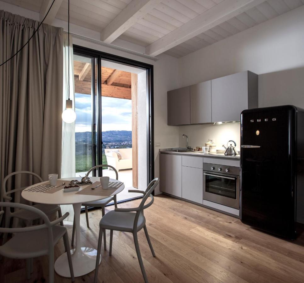 Montelabbate La Maggiolina Country House מראה חיצוני תמונה